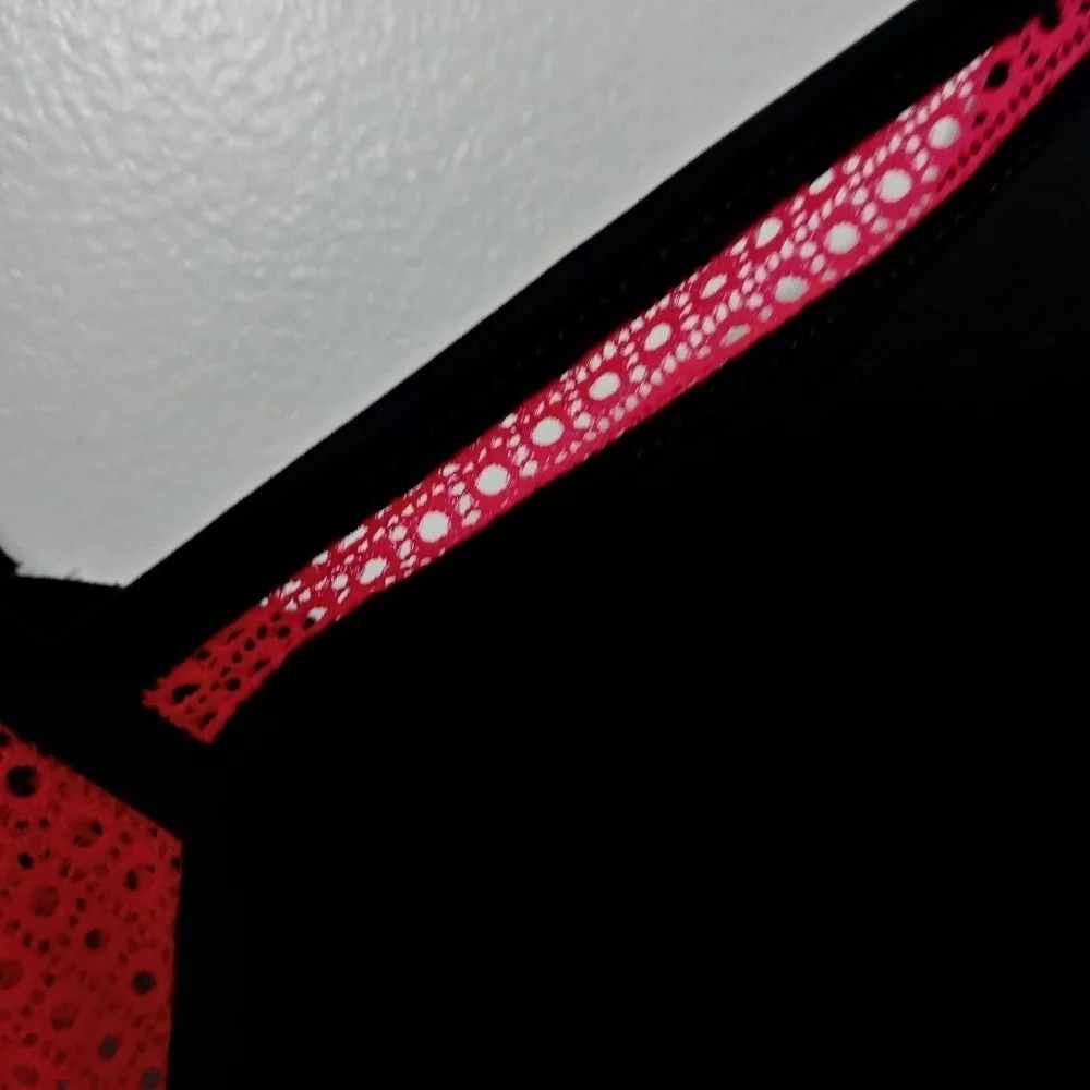 Hanes Flex Fit Comfort Moisture Wicking Black Pink Bra St Small G506